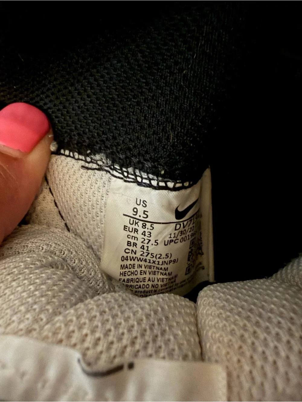 Nike men’s High-Top Sneakers in White, Gray and Black